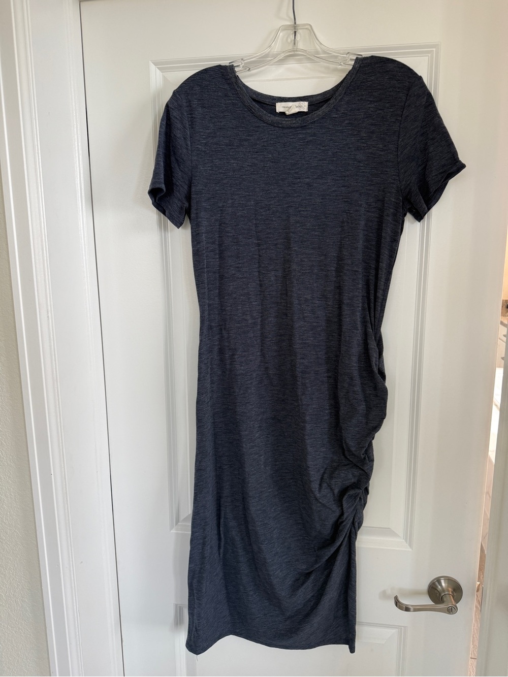 Treasure & Bond Heather Navy Ruched-Side Midi Dress